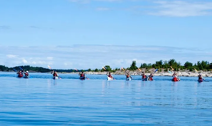 2-Day Kayaking Tour in the Archipelago of Stockholm