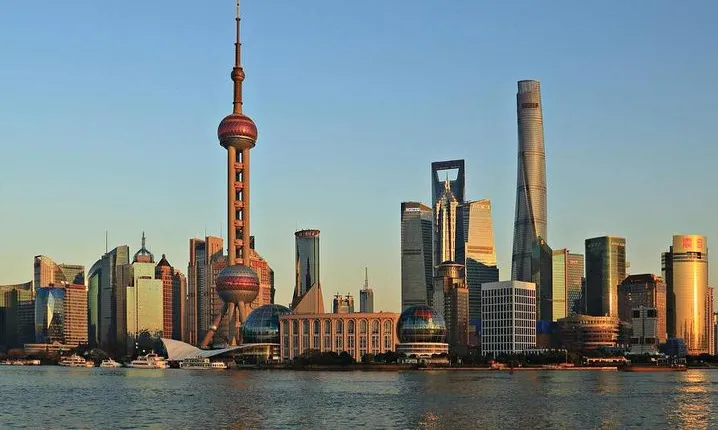 2D Metropolis Shanghai Discovery from Beijing by Fast Train