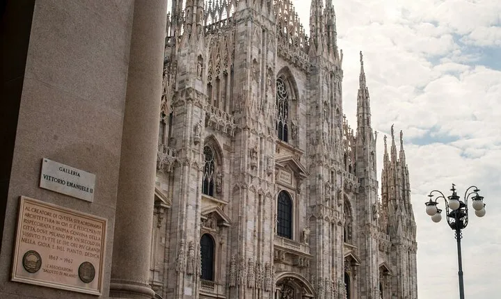 Skip The Line: Best Of Milan Tour With Last Supper & Milan Duomo