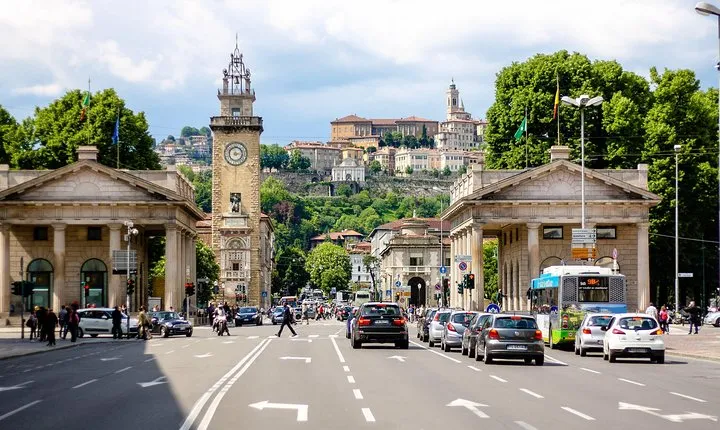 Bergamo: 2.5-hour private tour of the Lower Town