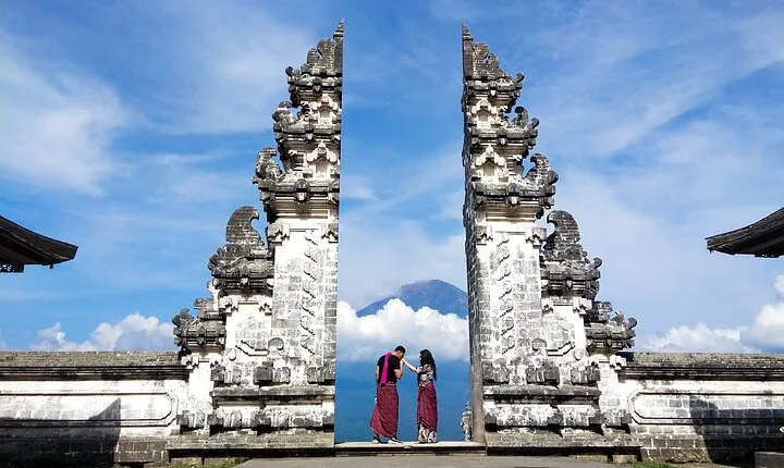 Exclusive Bali: Gates of Heaven, Tirta G - Private & All-Inc
