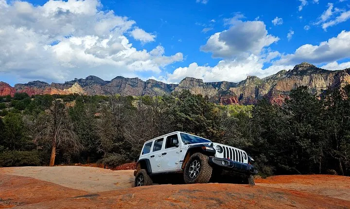 Private Jeep Tour Phoenix to Sedona Adventure