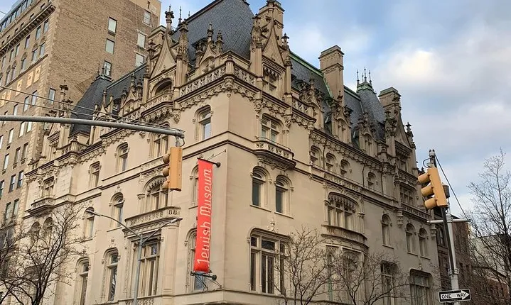 Private Walking tour: Jews of the Gilded Age: 5th Ave Mansions
