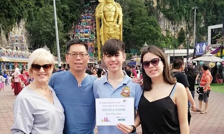 Batu Caves and Suburbs Tour from Kuala Lumpur