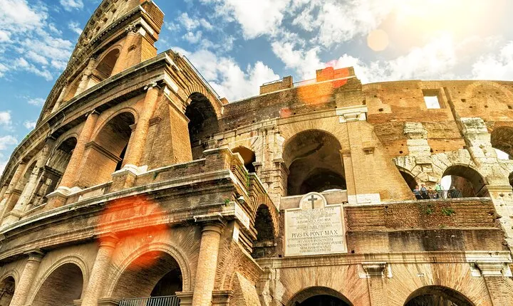 Colosseum, Roman Forum and Palatine Hill Skip Line Private Tour