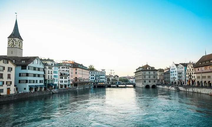 Private direct transfer from Interlaken to Zurich