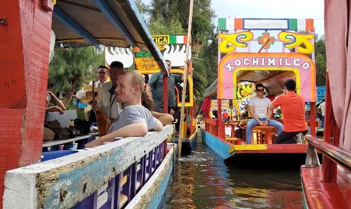 Trajinera Experience with Mexican Menu Included