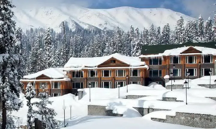 Pahalgam Gulmarg Srinagar Tour