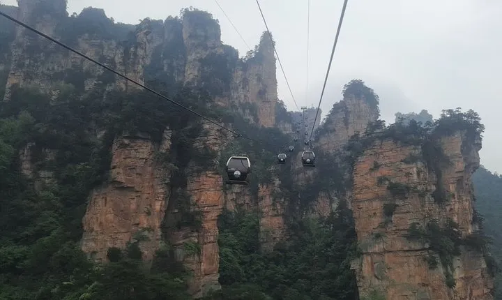 5-Day Private Tour from Chengdu to Zhangjiajie