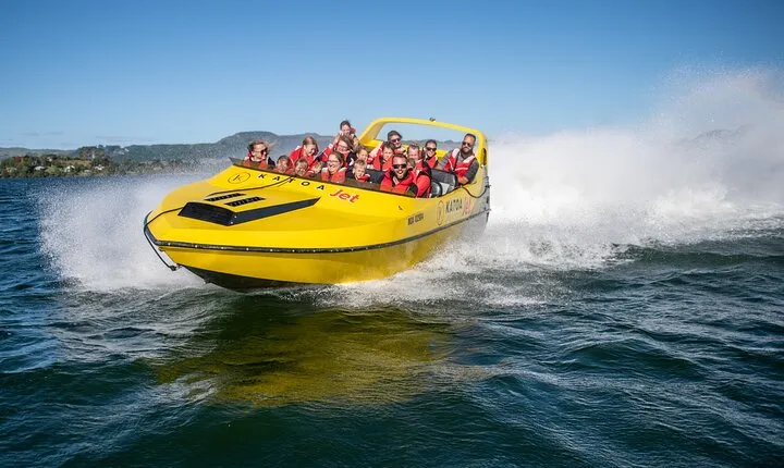 Katoa Jet Boat tour on Lake Rotorua