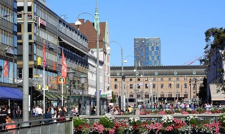 Gothenburg Private Walking Tour with a Local