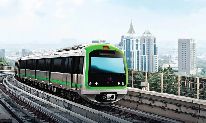 Full-Day Private Bangalore City Tour by Metro Train