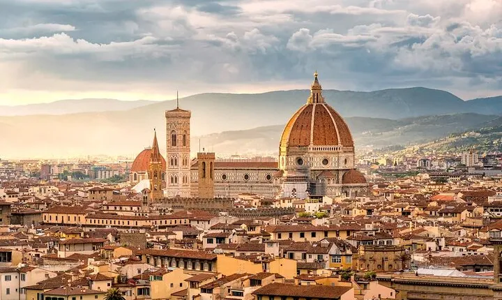 From Rome to Florence with a stop in Montepulciano