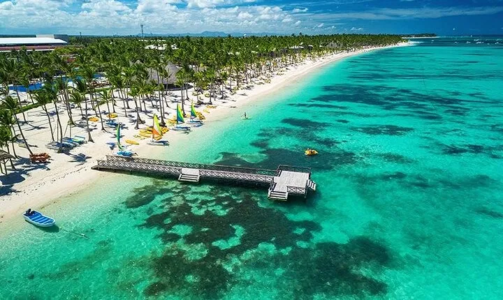 Dreams Royal Beach - Round Trip Shuttle - Punta Cana Airport