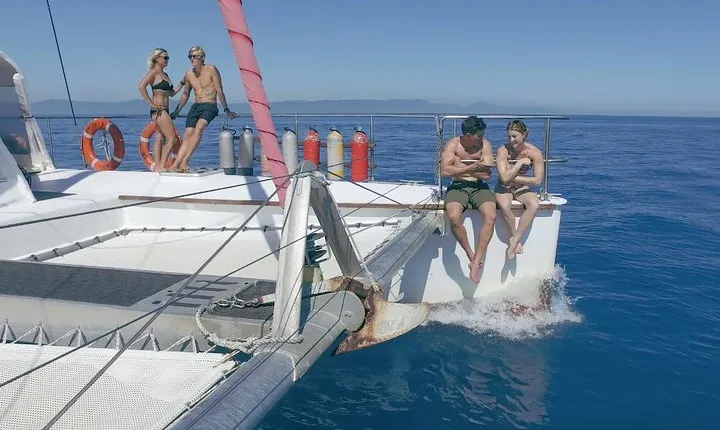 Full-Day Great Barrier Reef Sailing Trip from Cairns