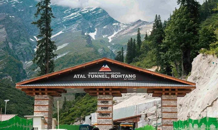 Atal Tunnel Sightseeing Tour Covering Sissu & Solang Valley