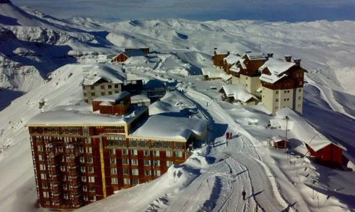 Small-Group Tour: Valle Nevado and Farellones from Santiago