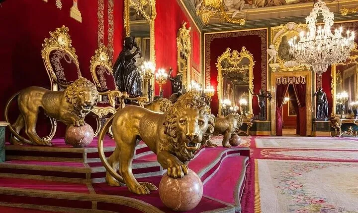 Guided Tour in Madrid's Royal Palace