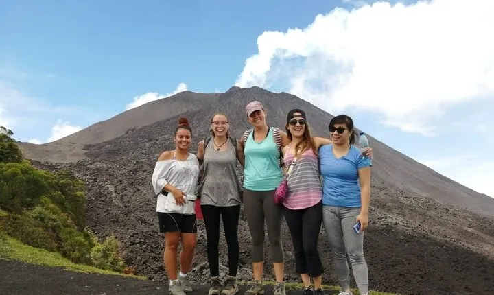 Private Tour: Pacaya Volcano Hike Experience