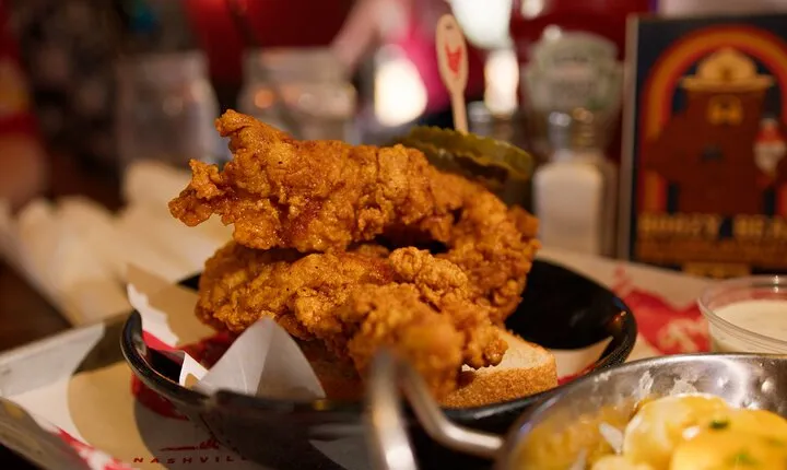 Downtown Nashville Food Tour With Sidewalk Food Tours