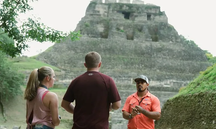 Private Tour to Xunantunich and Cave Tubing