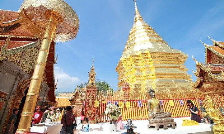 Half Day - Small Group - Doi Suthep Temple and Hmong Village Tour