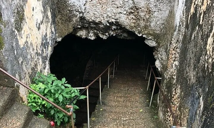 Zanzibar : 5-Hour Mangapwani Historical Cave Tour