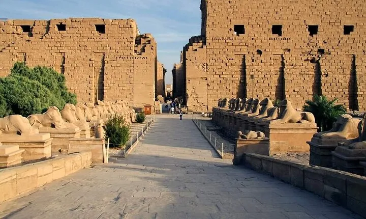 2 Days Tour to Luxor With Kings Valley City of workers Museum