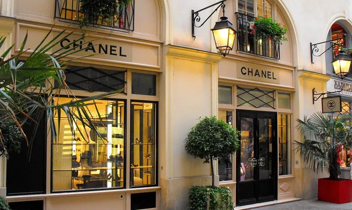 Coco Chanel's Paris: A Self-Guided Audio Tour