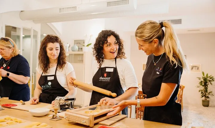 Rome Cooking Class: Make Pasta, Dine & Drink Wine With Local Chef