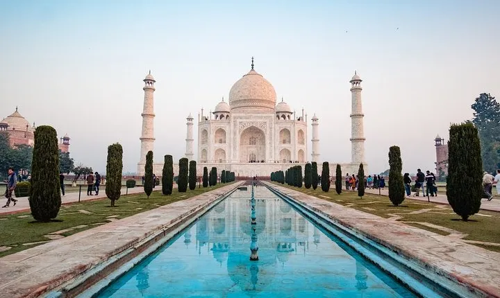 Taj Mahal Tour With Fatehpur Sikri