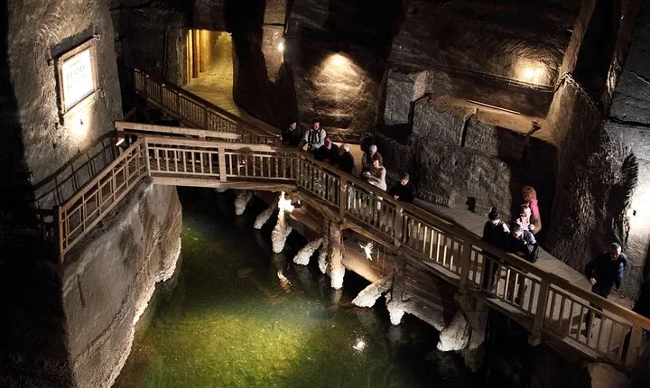 Wieliczka Salt Mine from Krakow, Guided Half-Day Tour with Private Transport