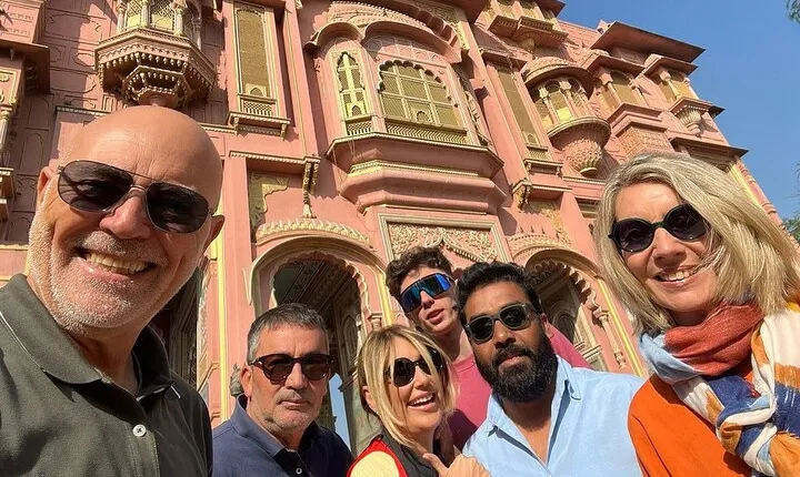 Full-Day Jaipur Sightseeing Tour by Car and Guide