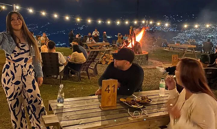 Tour to the 2 best viewpoints in Medellin with campfire and music.