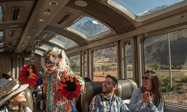 Unforgettable 1 Day Machu Picchu Tour by Vistadome Train