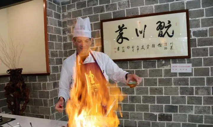 Chengdu Impression of Giant Panda and Sichuan Cuisine Cooking Experience