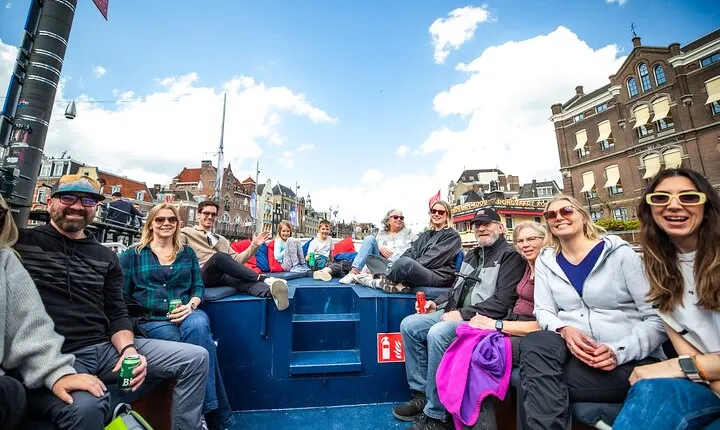 Amsterdam Canal Cruise with Live guide & Two drinks - Central St.