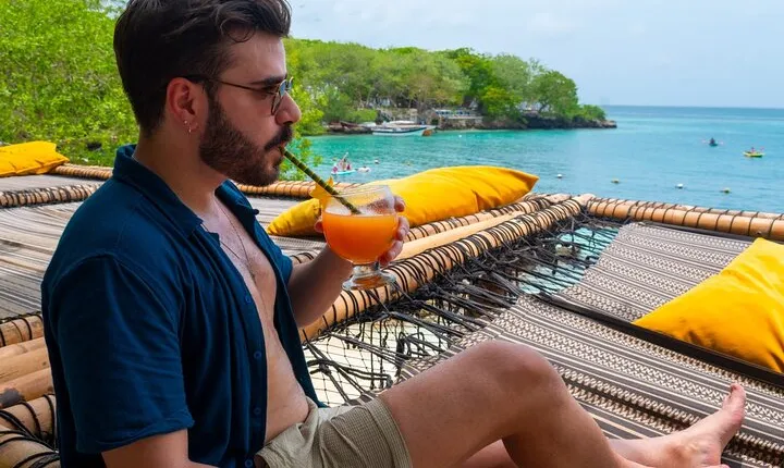 Full Day Tour to Isla Grande in Rosario Islands