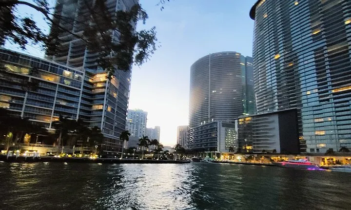 Miami Magic City Romantic Date Tour