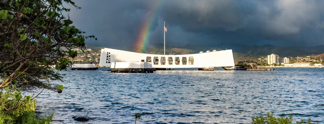Pearl Harbor and Honolulu city highlights tour