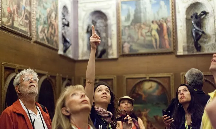 Florence: Combined Walking Tour and Uffizi Gallery Visit