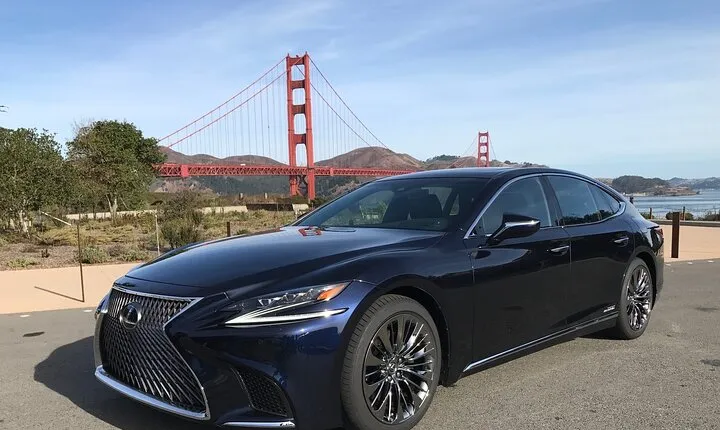 Arrival Private Transfer: Capital Airport PEK to Beijing in Business Car