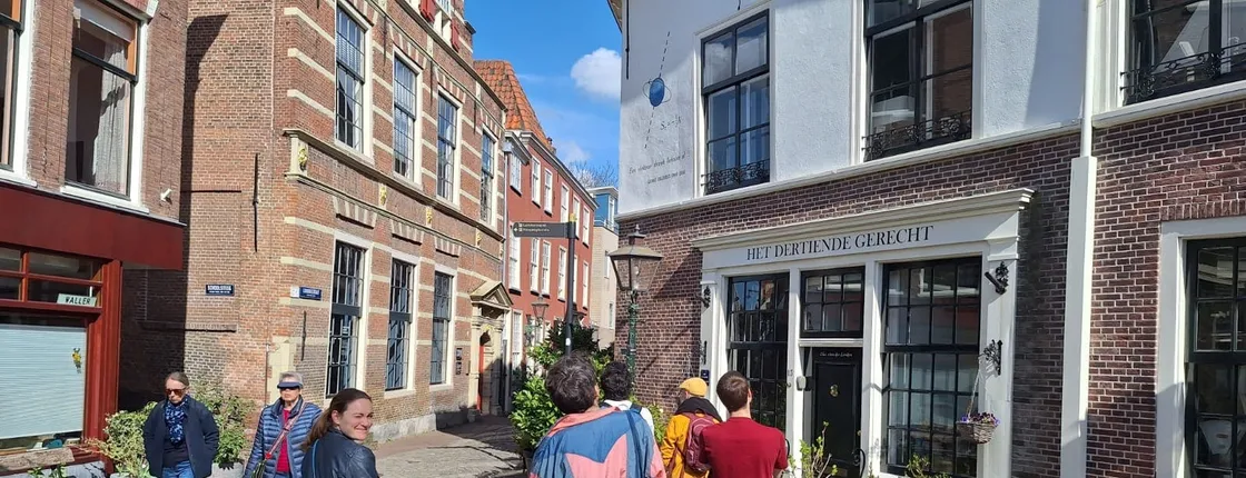 Leiden private walking tour with local guide