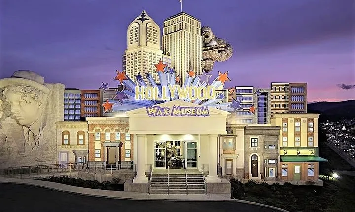 Hollywood Wax Museum 4-Attraction All-Access-Pass in Pigeon Forge
