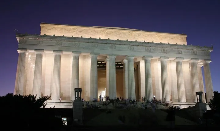 Moonlight Tour of Washington DC