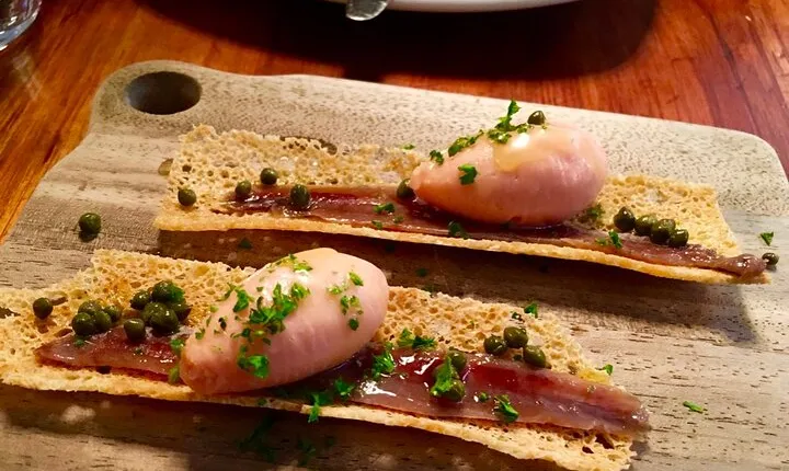 Foodies Bucket List - Walking Tour