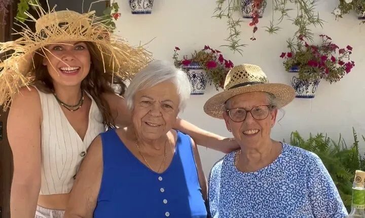 Spanish Cooking Class with local Grandma