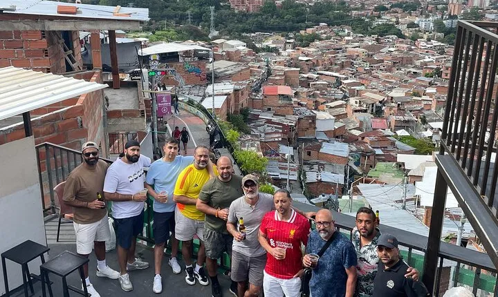 Medellin Full Day Tour: Pablo Escobar, City Center and Comuna 13