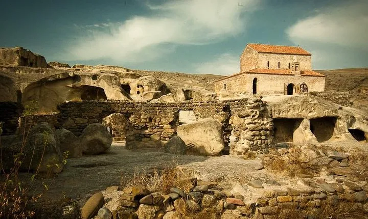 Cave city Uplistsikhe and Stalin Museum