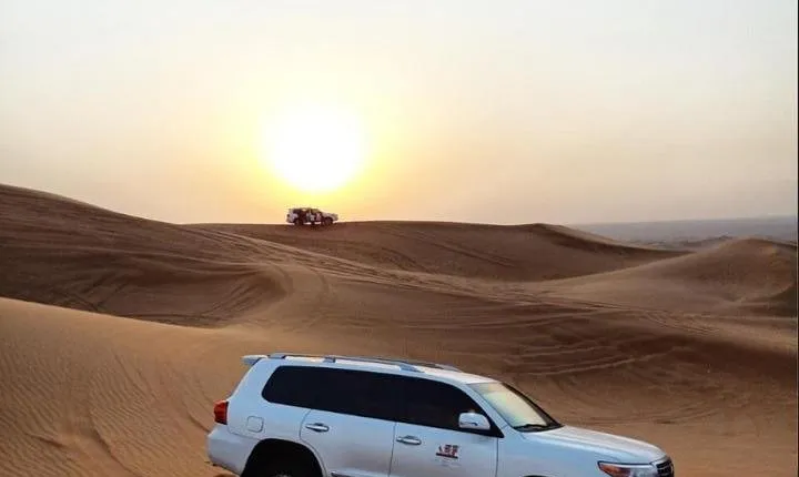 Evening Desert Safari Dubai With Dinner Buffet: Private Vehicle